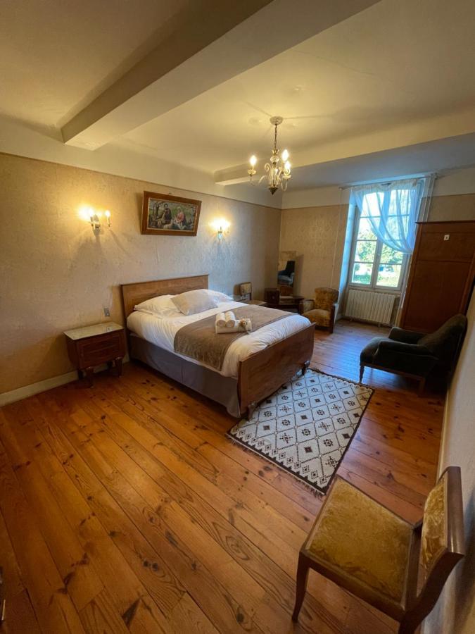 Maison de maître LA ROSERAIE avec parc arboré Bougarber Extérieur photo