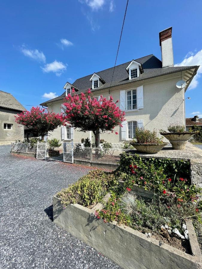 Maison de maître LA ROSERAIE avec parc arboré Bougarber Extérieur photo